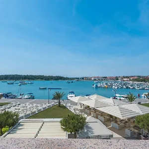 Riva , Medolino Croazia